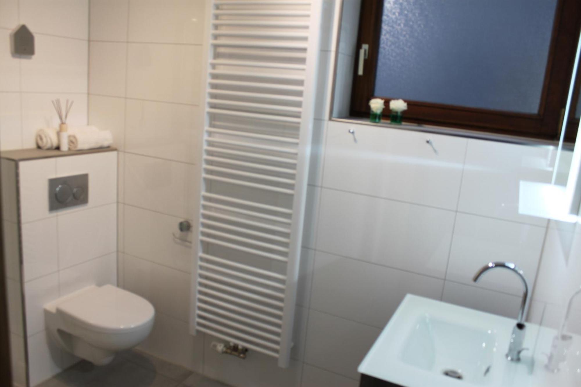 Ferienwohnung "Kirchblick" Im Ferienhaus Blumenhain บาดวึนเน็นแบร์ก ภายนอก รูปภาพ